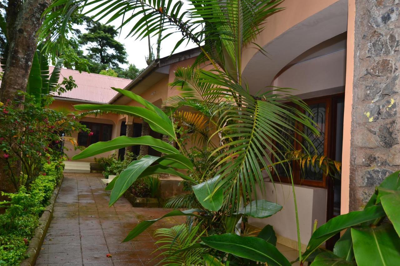 Serene Mountain Lodge Marangu ภายนอก รูปภาพ